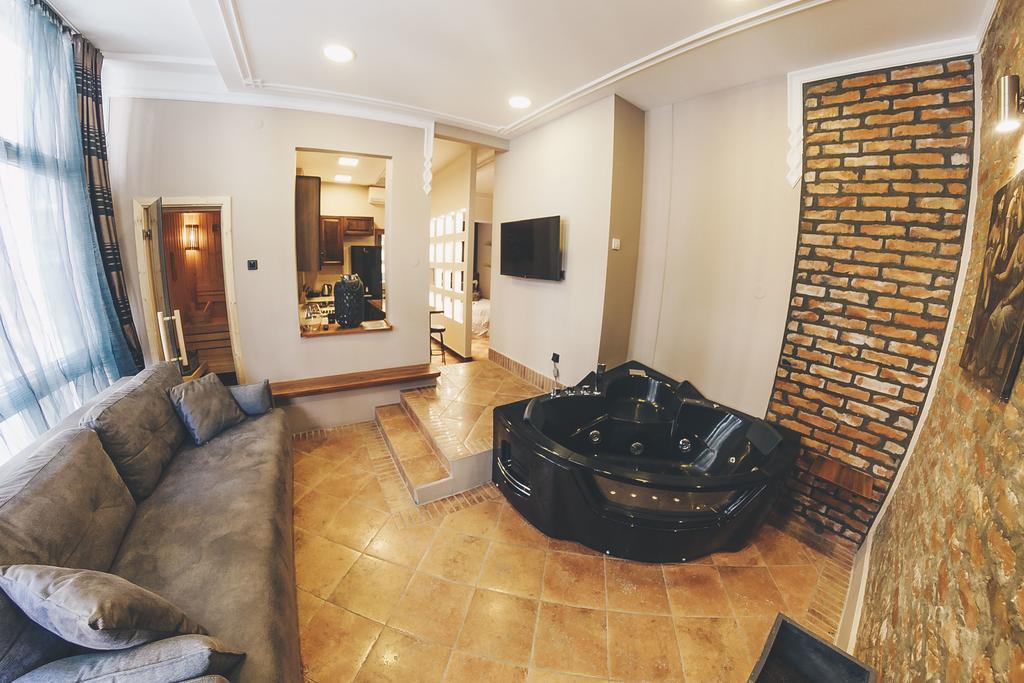 Ben Akiba Luxury Suites Belgrado Buitenkant foto