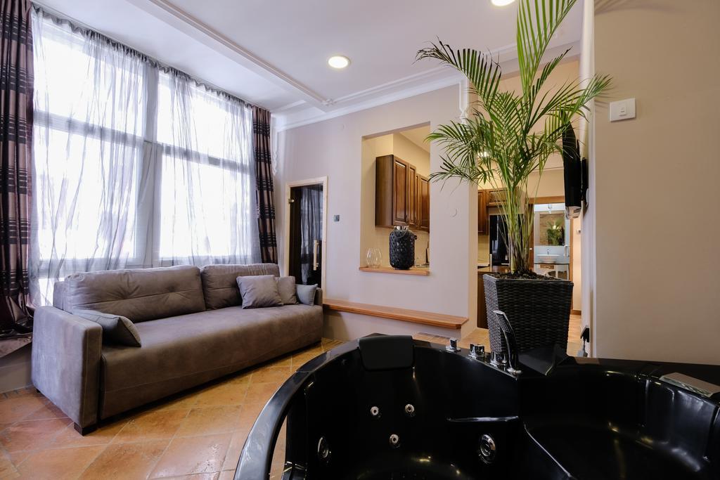 Ben Akiba Luxury Suites Belgrado Buitenkant foto